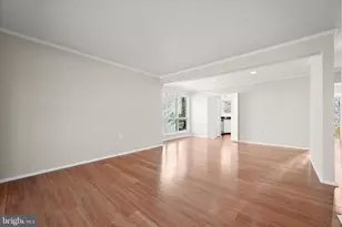 8106 Wooded Glen Ct, Ellicott City, MD 21043 - Photo 9