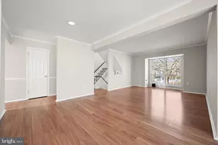 8106 Wooded Glen Ct, Ellicott City, MD 21043 - Photo 5