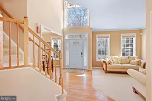 9226 Curtis Dr, Columbia, MD 21045 - Photo 5