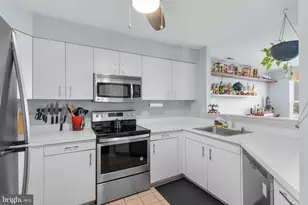 7634 Stony Creek Ln, Ellicott City, MD 21043 - Photo 11