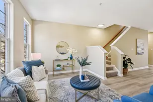 5863 Donovan Ln, Ellicott City, MD 21043 - Photo 3