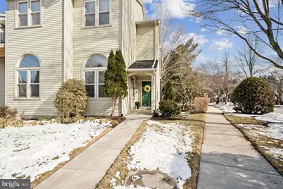 9169 Helaine Hamlet Way, Columbia, MD 21045 - Photo 3