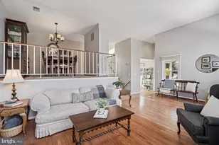 9169 Helaine Hamlet Way, Columbia, MD 21045 - Photo 7