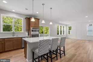 9425 Fairview Ave, Laurel, MD 20723 - Photo 13