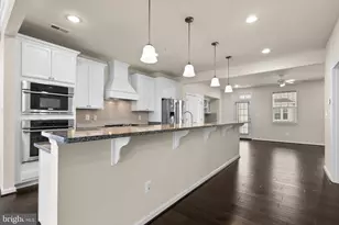 7103 Beaumont Place, Hanover, MD 21076 - Photo 5