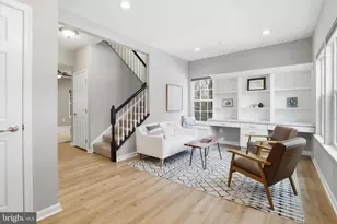 5611 Mainsail Ct, Ellicott City, MD 21043 - Photo 3