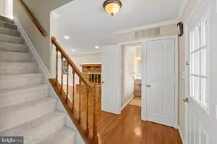 5100 Bonnie Brae Ct, Ellicott City, MD 21043 - Photo 3