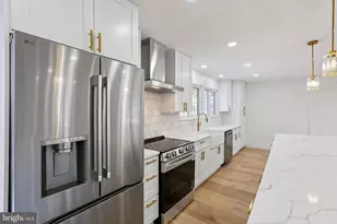 10369 Currycomb Ct, Columbia, MD 21044 - Photo 9