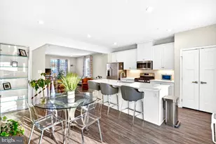 10724 Hidden Ridge Dr, Columbia, MD 21044 - Photo 9