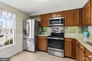 6095 Rock Glen Dr, Elkridge, MD 21075 - Photo 5