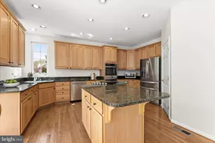 6009 Bee Ct, Elkridge, MD 21075 - Photo 7