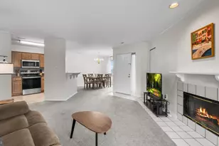 7740 Mayfair Cir, Ellicott City, MD 21043 - Photo 5