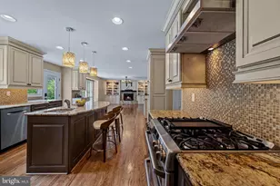 10315 Cromwell Ct, Ellicott City, MD 21042 - Photo 17
