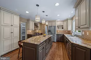10315 Cromwell Ct, Ellicott City, MD 21042 - Photo 15