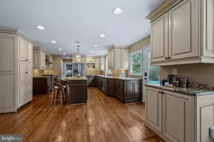 10315 Cromwell Ct, Ellicott City, MD 21042 - Photo 9