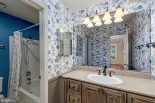 7229 Harbor Ln, Columbia, MD 21045 - Photo 23