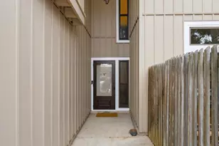 5068 Dry Well Ct, Columbia, MD 21045 - Photo 3