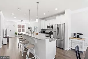 7140 Banbury Dr, Hanover, MD 21076 - Photo 11