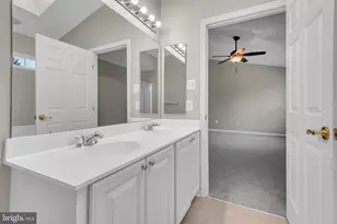 6121 Kovach Ct, Ellicott City, MD 21043 - Photo 29