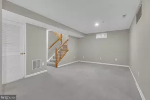 6121 Kovach Ct, Ellicott City, MD 21043 - Photo 43