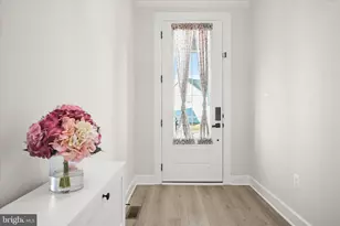 7936 Lawndale Cir, Columbia, MD 21044 - Photo 5