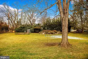 7920 Helmart Dr, Laurel, MD 20723 - Photo 17