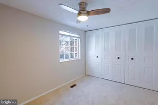 5995 Rowanberry Dr, Elkridge, MD 21075 - Photo 11