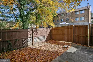 5995 Rowanberry Dr, Elkridge, MD 21075 - Photo 23