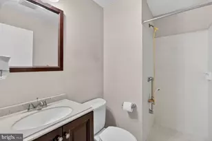 7135 Talisman Ln, Columbia, MD 21045 - Photo 9