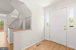 8800 Manahan Dr, Ellicott City, MD 21043 - Photo 9