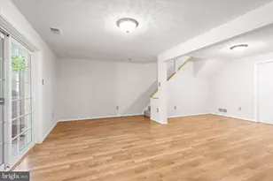 8800 Manahan Dr, Ellicott City, MD 21043 - Photo 39