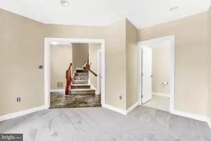 4815 Portsmouth Rd, Ellicott City, MD 21042 - Photo 5