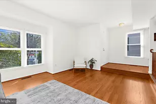 8666 Manahan Dr, Ellicott City, MD 21043 - Photo 5