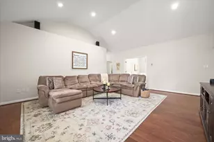 6735 Mink Hollow Rd, Highland, MD 20777 - Photo 5