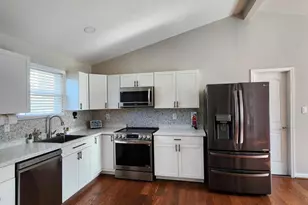 6660 Hunter Rd, Elkridge, MD 21075 - Photo 3