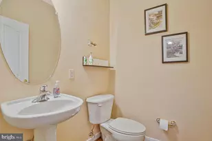 8856 Warm Granite Dr, Columbia, MD 21045 - Photo 9