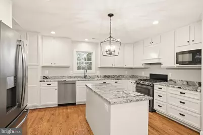 8875 Carrollton Avenue, Savage, MD 20763 - Photo 9