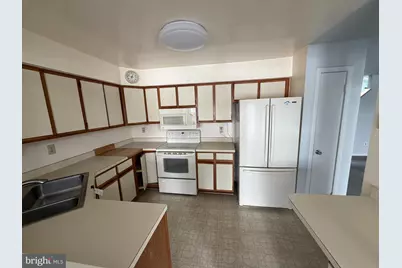 9503 Hickory Limb #302, Columbia, MD 21045 - Photo 3