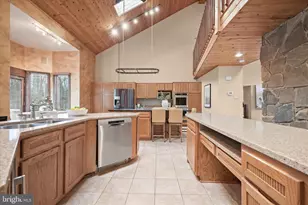 13304 Ridgewood Dr, Ellicott City, MD 21042 - Photo 19