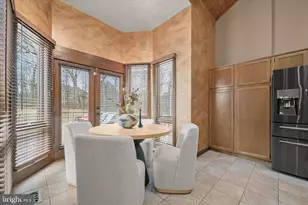 13304 Ridgewood Dr, Ellicott City, MD 21042 - Photo 19