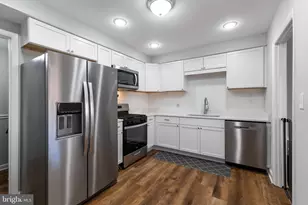 10067 Windstream Dr, Columbia, MD 21044 - Photo 3