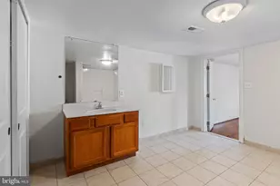 8473 Main St, Ellicott City, MD 21043 - Photo 17