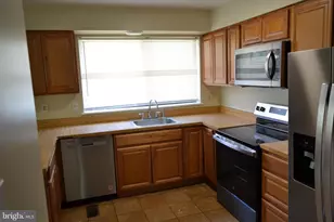 7120 Winter Rose Path, Columbia, MD 21045 - Photo 3