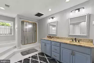 9048 Furrow Ave, Ellicott City, MD 21042 - Photo 21