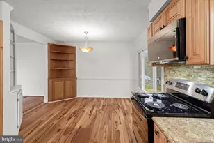 10895 Beech Creek Dr, Columbia, MD 21044 - Photo 19