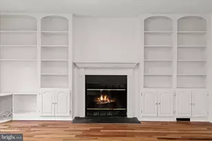 10895 Beech Creek Dr, Columbia, MD 21044 - Photo 23