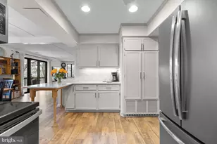 10077 Windstream Dr, Columbia, MD 21044 - Photo 11