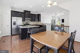 7321 Summit Rock Rd, Elkridge, MD 21075 - Photo 11