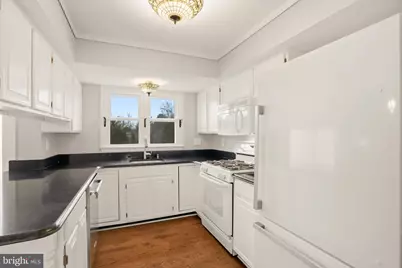 10218 Raleigh Tavern Lane, Ellicott City, MD 21042 - Photo 13