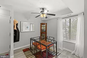 10534 Cross Fox Ln, Columbia, MD 21044 - Photo 5